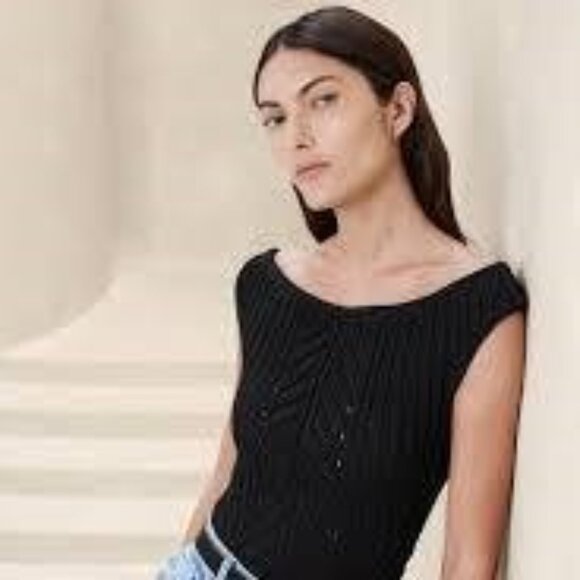 Banana Republic Janette Off-Shoulder Top size S - NWT - Picture 1 of 12